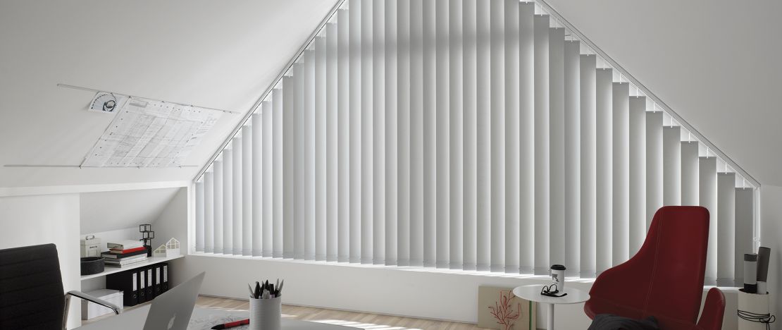 Schräg, offen und dekorativ